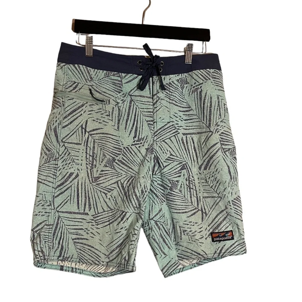 Patagonia Stretch Wavefarer Boardshorts size 32